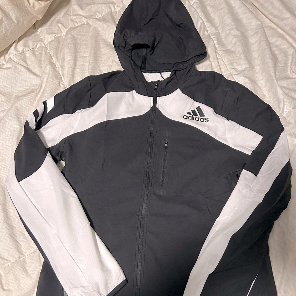 NWT Adidas women’s marathon running jacket